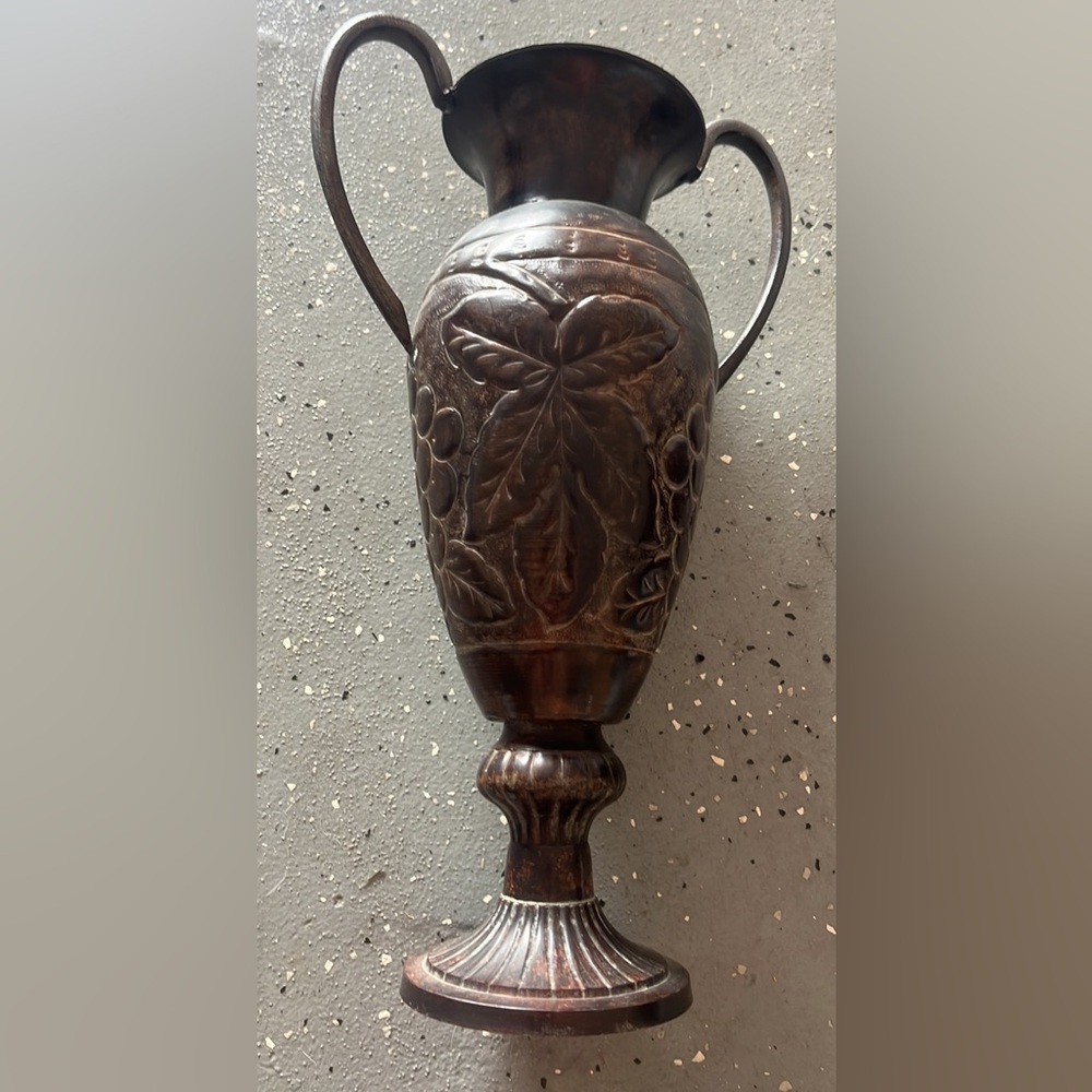Brown Vase with Leaf & grapes Design